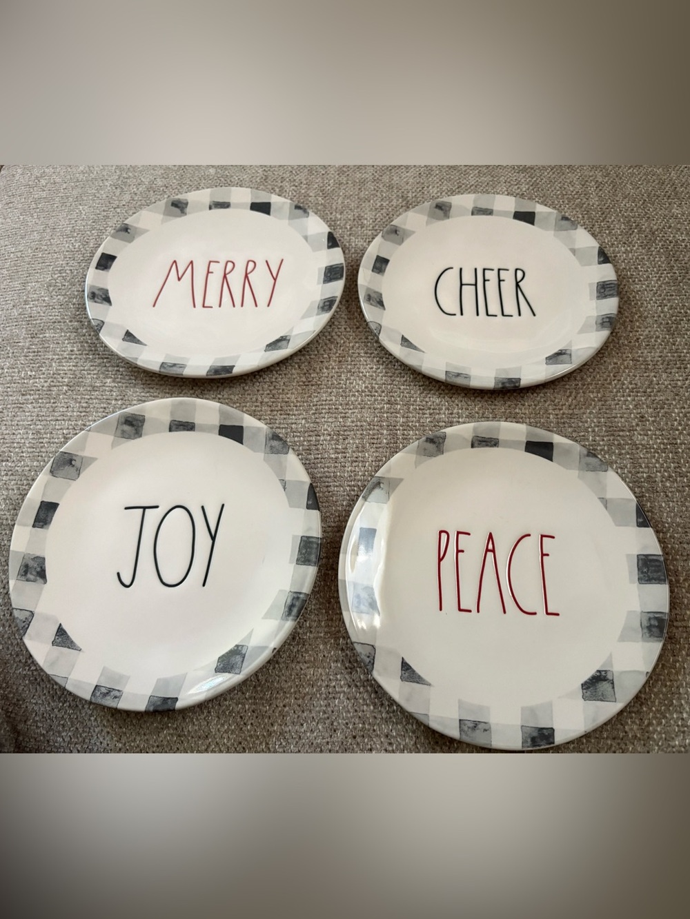 RAE DUNN Set of 4 Appetizer/Dessert Ceramic Plates